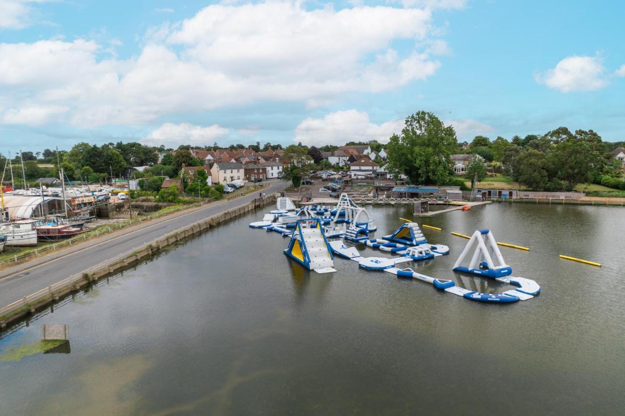 Saint Osyth Mill Dam Lake House מראה חיצוני תמונה