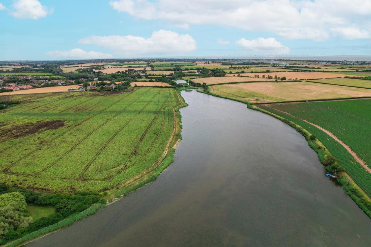 Saint Osyth Mill Dam Lake House מראה חיצוני תמונה