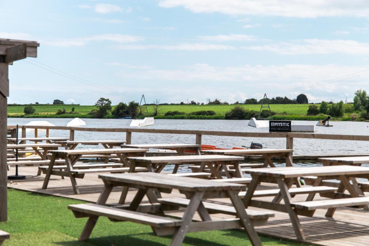 Saint Osyth Mill Dam Lake House מראה חיצוני תמונה